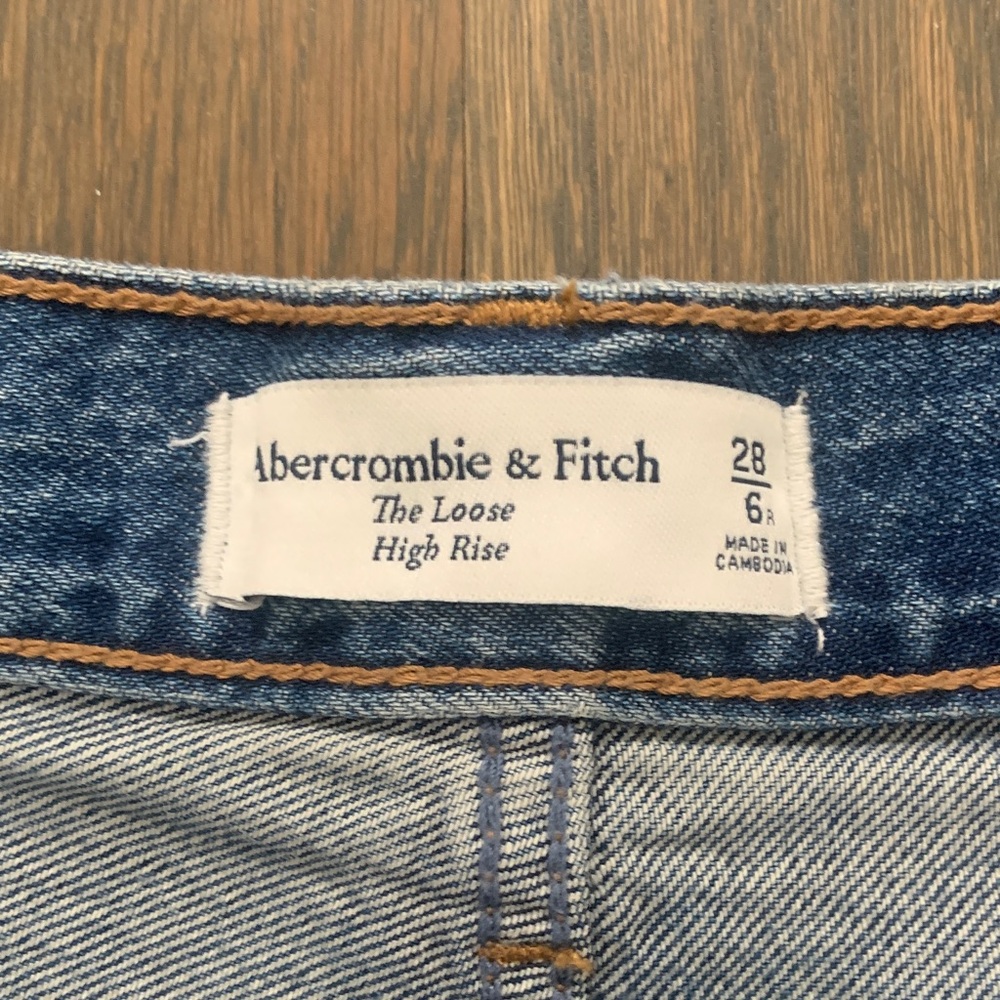 Abercrombie & Fitch Women's High Rise Jeans - Blue